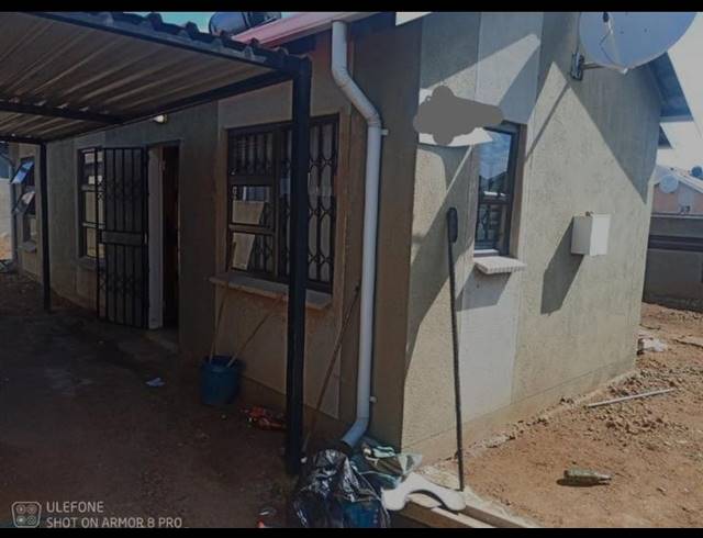 3 BEDROOM HOUSE FOR SALE IN WINDMILL PARK EXT